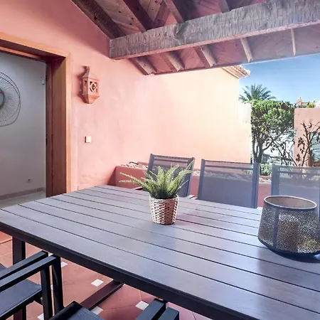 Apartment Modern Close To The Beach, Elviria Marbella